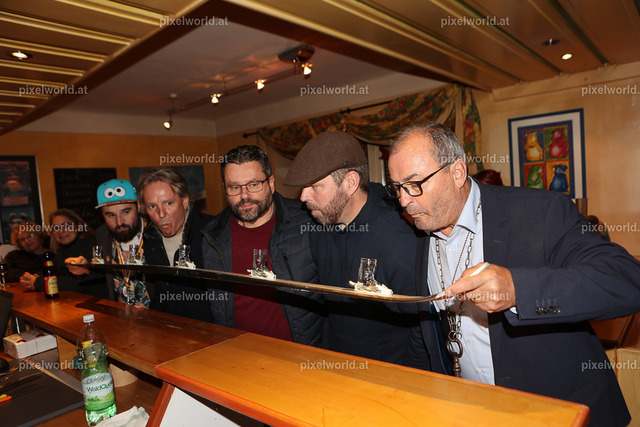 Faschingswecken in Steindorf | Bildershop von pixelworld.at - Realisiert mit Pictrs.com