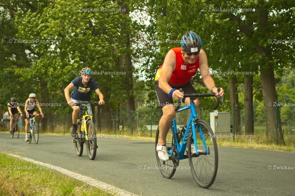 2023_0630_KoberTriathlon_Jeder0513 | Urban. Natur. Panorama. Luftbild. 
Der Bildershop für aufregende Perspektiven!
Für Deko, Wandbild und Kalender!
Wir bringen LED-Bilder zum Leuchten!
