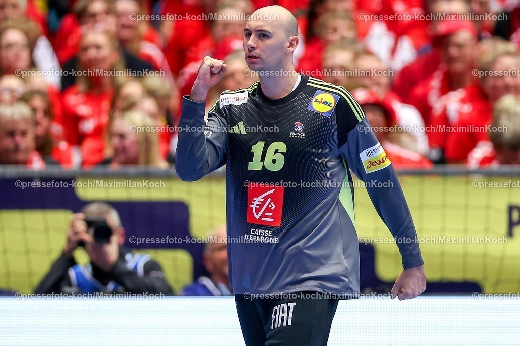 EHF22012603182 | 22.01.2026, Handball, Men's EHF EURO 2026, Frankreich - Dänemark, Jyske Bank Boxen in Herning, Dänemark, Main Round: xxxxxxxxxxxxx