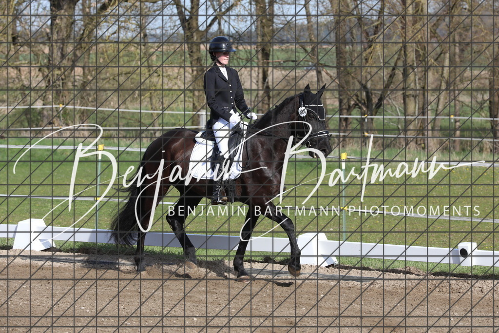 AZ2A2705 | Benjamin Bartmann Photomoments