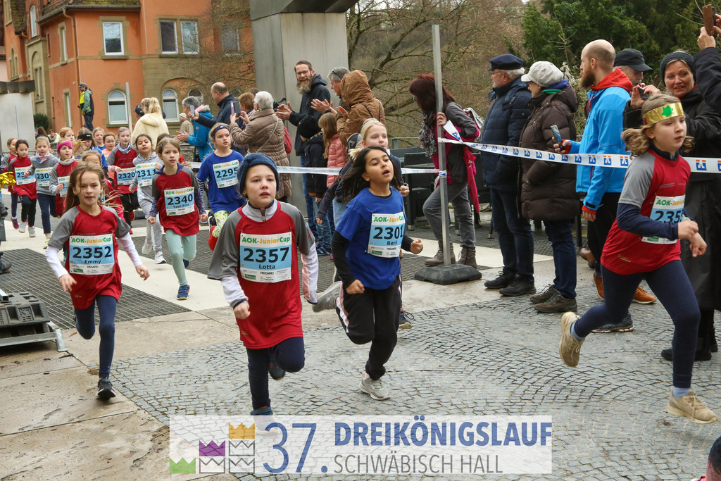AOK JuniorCup 400m | 3Koenigslauf 2023 - Realisiert mit Pictrs.com