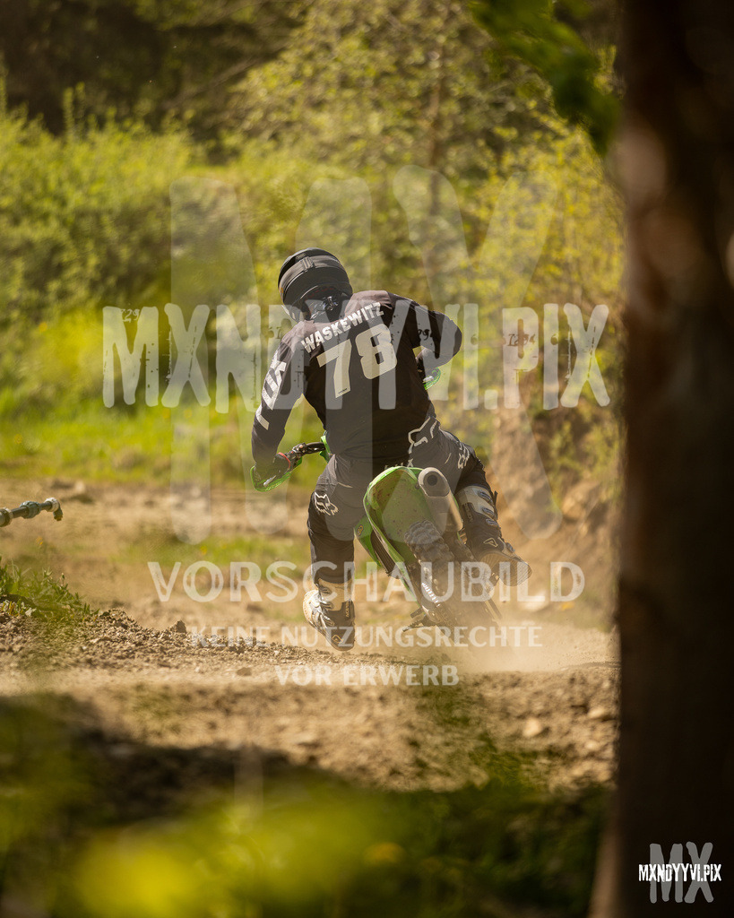 866A4945 | mxndyyvipix