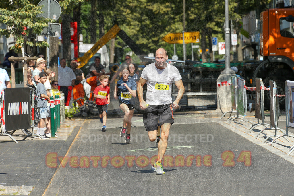 250621_1043_EX1_2246 | Sportfotografie im Rhein-Sieg Kreis, Köln, Bonn, NRW, Rheinland Pfalz, Hessen, etc. Unser Tätigkeitsfeld umfasst den Laufsport vom Volkslauf über den Marathon, Duathlon, Triathon bis zum Ultralauf wie Kölnpfad Ultra oder Schindertrail.