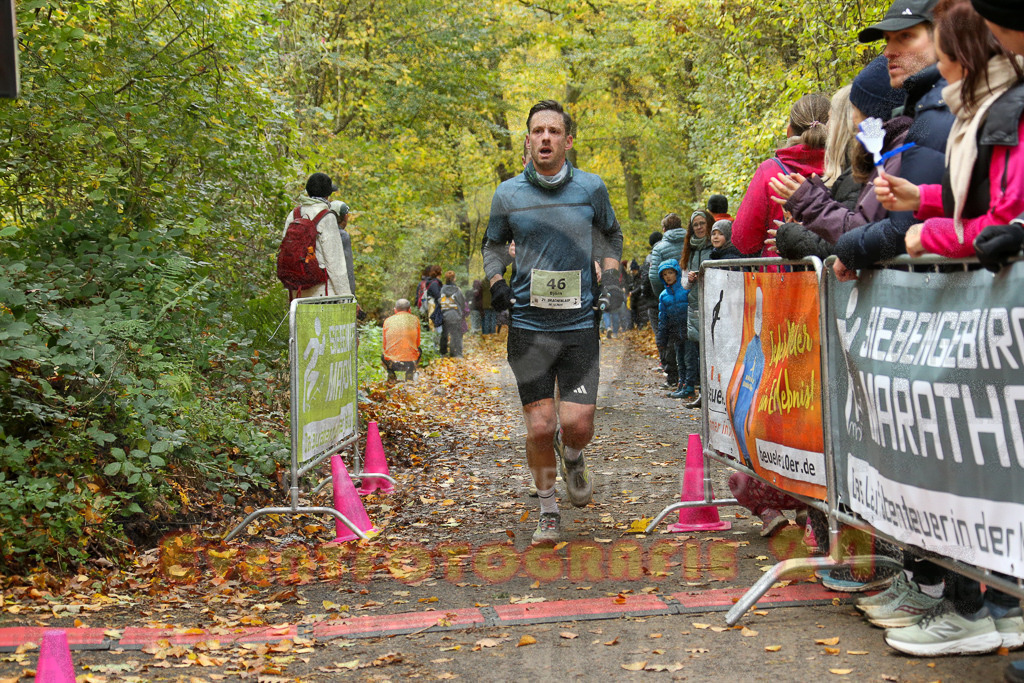 251026_1248_EX1_1440 | Sportfotografie im Rhein-Sieg Kreis, Köln, Bonn, NRW, Rheinland Pfalz, Hessen, etc. Unser Tätigkeitsfeld umfasst den Laufsport vom Volkslauf über den Marathon, Duathlon, Triathon bis zum Ultralauf wie Kölnpfad Ultra oder Schindertrail.