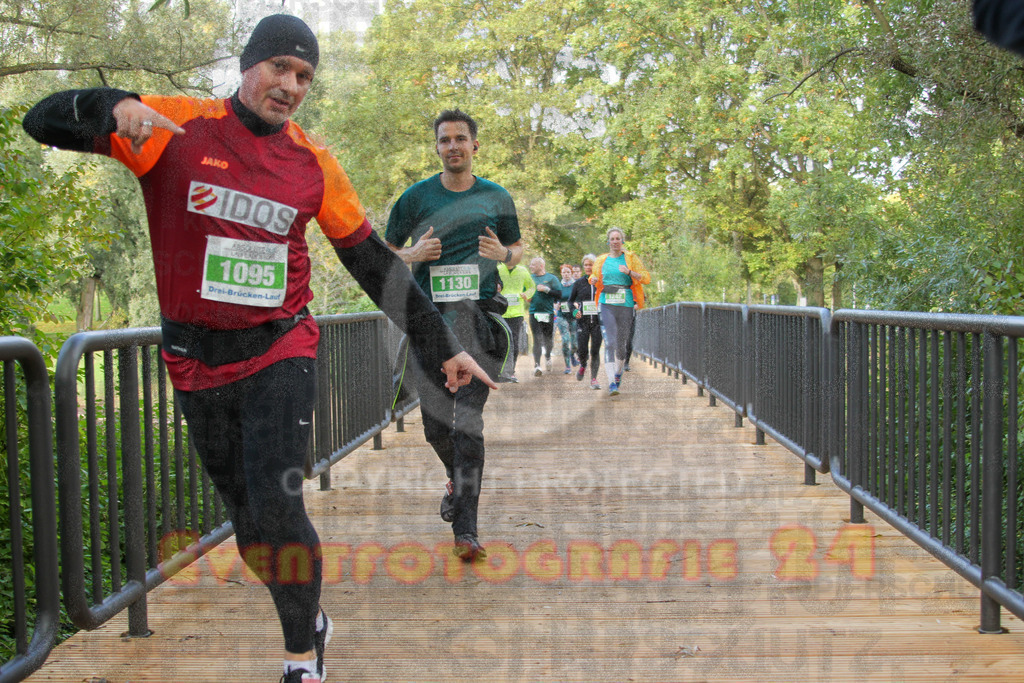 231015_1014_EV4_1159 | Sportfotografie im Rhein-Sieg Kreis, Köln, Bonn, NRW, Rheinland Pfalz, Hessen, etc. Unser Tätigkeitsfeld umfasst den Laufsport vom Volkslauf über den Marathon, Duathlon, Triathon bis zum Ultralauf wie Kölnpfad Ultra oder Schindertrail.