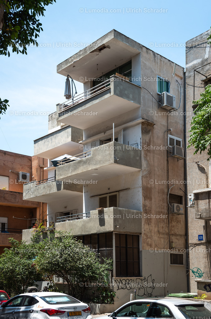 10972-10135 - Tel Aviv - Rothschild Boulevard | Stockfoto und Bilderpool mit Bildmaterial aus Deutschland, dem Harz, Halberstadt, Quedlinburg, Wernigerode und weltweit. Qualitativ hochwertige und professionelle Fotos anschauen und kaufen. - Realisiert mit Pictrs.com