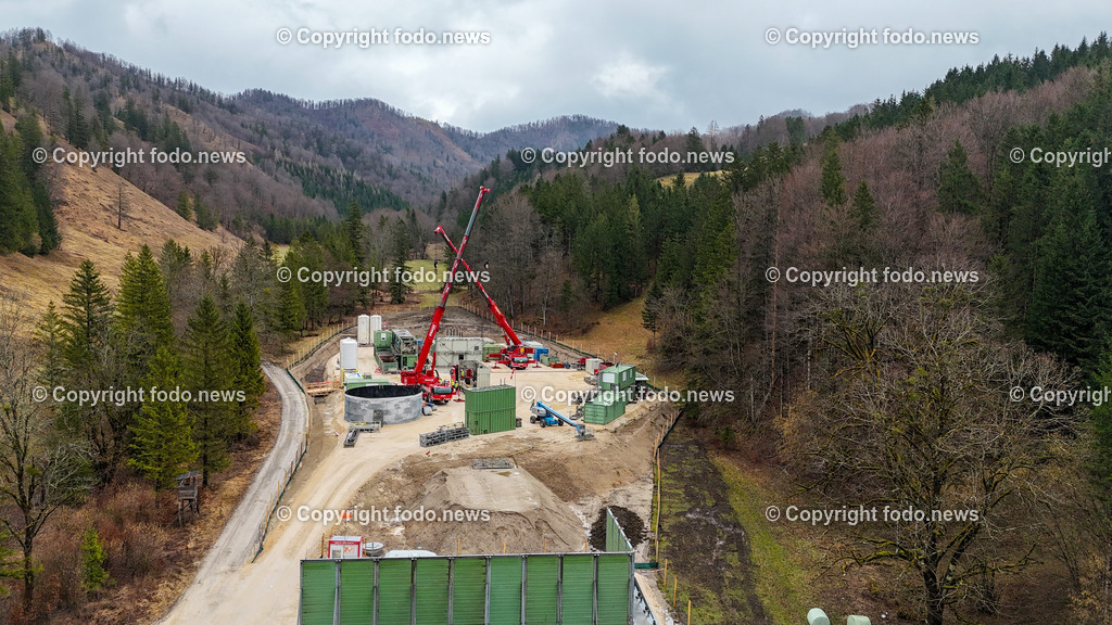 Molln_ Erdgasbohrung. 20.02.2024-1 | 20.02.2024, Molln, AUT, Erdgasbohrung, im Bild Baustelle der Bohrstelle

Drohne