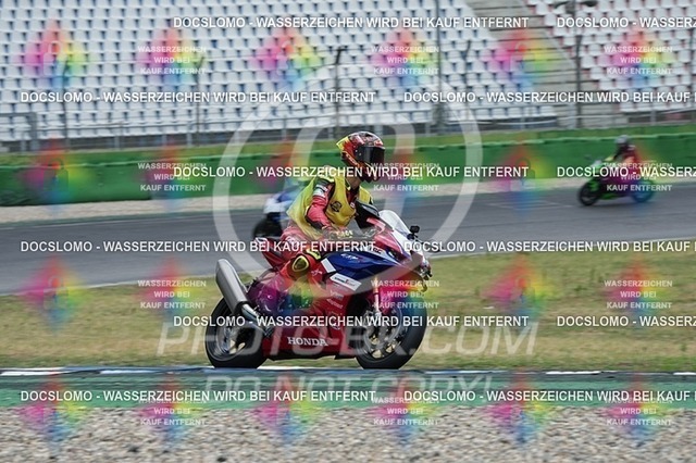 2025_07_15_PBK_25326 | Sportfotografie; SlowMotion; Video; Rennstrecke; Hafeneger; RSE; Speer; Trackday; Motorsportarena; Hockenheimring; Brno; Most; Barcelona; Valencia, Benny; Kaetzmer;