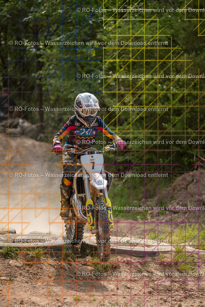 Niederwürzbach 1 Lauf -340 | Sportfotografie von RO-Fotos: Motorsport, Motocross, Enduro, Laufveranstaltungen und Triathlon. Professionelle Fotos von Sportlern und Events. - Realisiert mit Pictrs.com