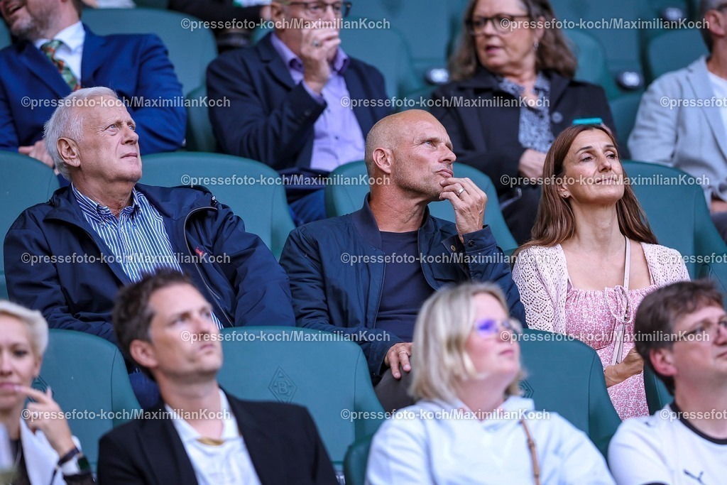 BMG02082501104 | 02.08.2025, Fußball, Borussia Mönchengladbach - FC Valencia, 125 Jahrfeier Jubiläumsspiel, Borussia-Park, Saison 2025 2026: Arie VAN LENT (ehemaliger Spieler Gladbach) DFB regulations prohibit any use of photographs as image sequences and or quasi-video.