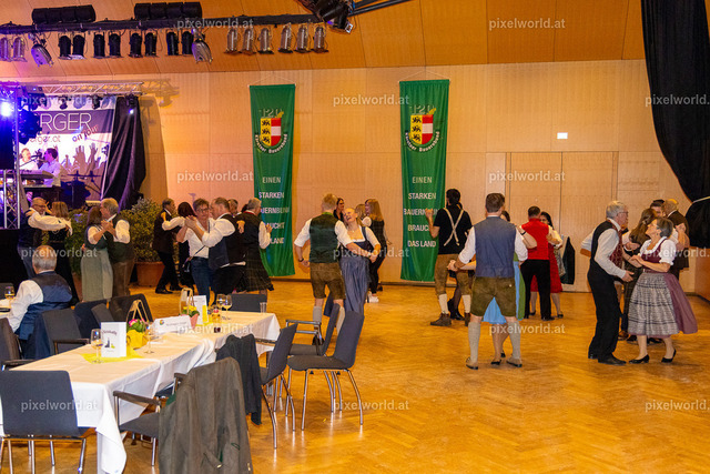Feldkirchner Bezirksbauernball 2024 | Bildershop von pixelworld.at - Realisiert mit Pictrs.com