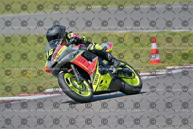 26BT01-1739 | 016 - Realisiert mit Pictrs.com