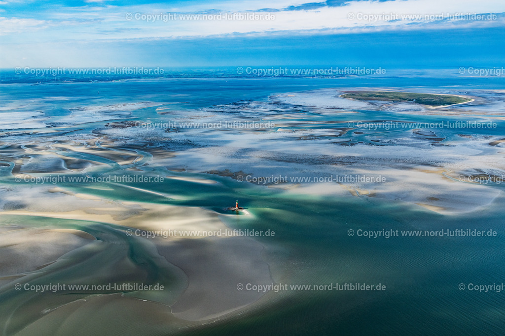 Hohe_Weg_Leuchtturm_Wattenmeer_Außenweser_ELS_2617140918 | BUTJADINGEN 14.09.2018 Wattenmeer der Nordsee- Küste in Butjadingen im Bundesland Niedersachsen, Deutschland. // Wadden Sea of North Sea Coast in Butjadingen in the state Lower Saxony, Germany. Foto: Martin Elsen