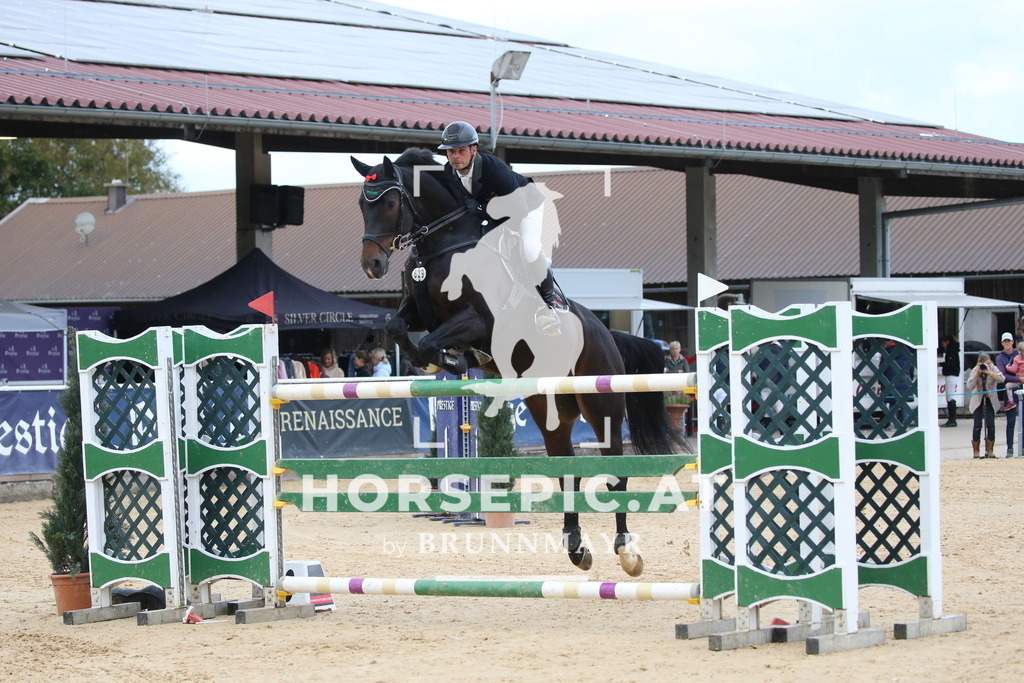 DL2Q5722 | Willkommen bei Brunnmayr - Design & Fotografie – Ihrem Spezialisten für Reitturniere und Pferdeveranstaltungen in Oberösterreich, Salzburg und Bayern! Seit über 17 Jahren sind wir leidenschaftlich dabei.