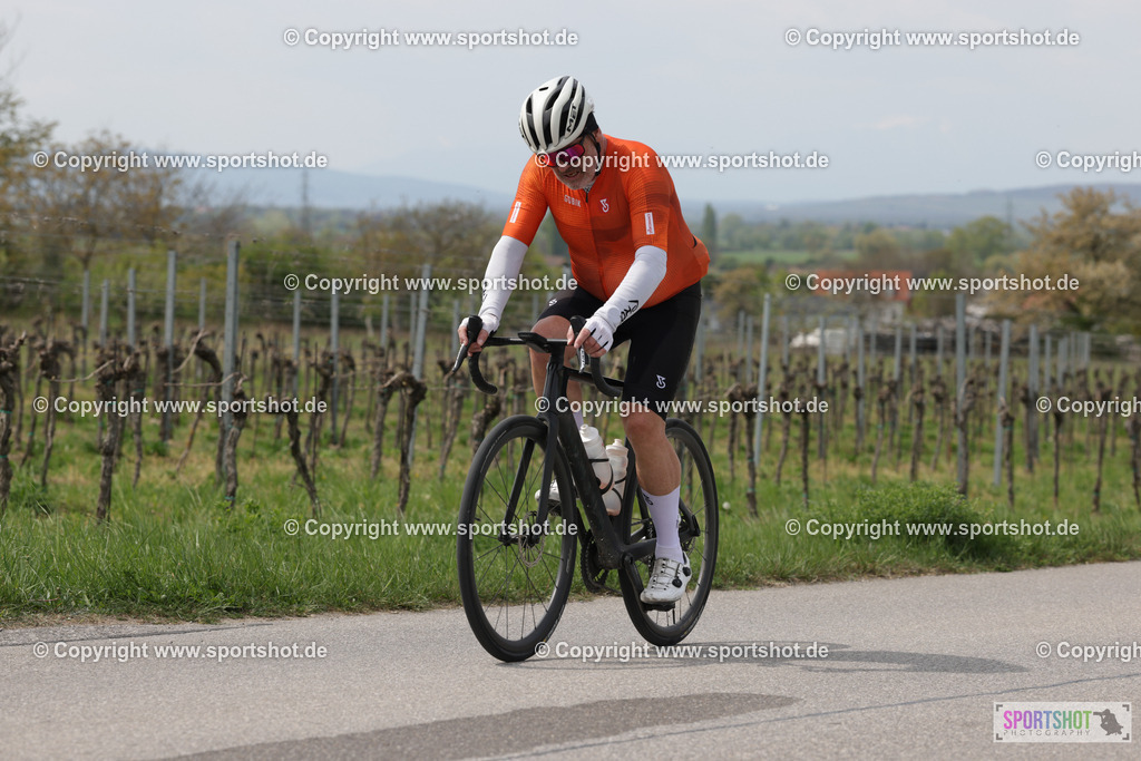 368A5074 | Neusiedlersee Radmarathon 2026@sportshot_your_pictrs #yourpictures#roadtowm2029 #nrm #neusiedlerseeradmarathon #neusiedlersee #neusiedlerseetourismus #burgenland #mörbisch #nrm26 #burgenlandtourismus #voglundco #poweredbyburgenlandtourismus #radsport #rad #marathon #ucigranfondo #visitburgenland #ucigranfondoworldseries