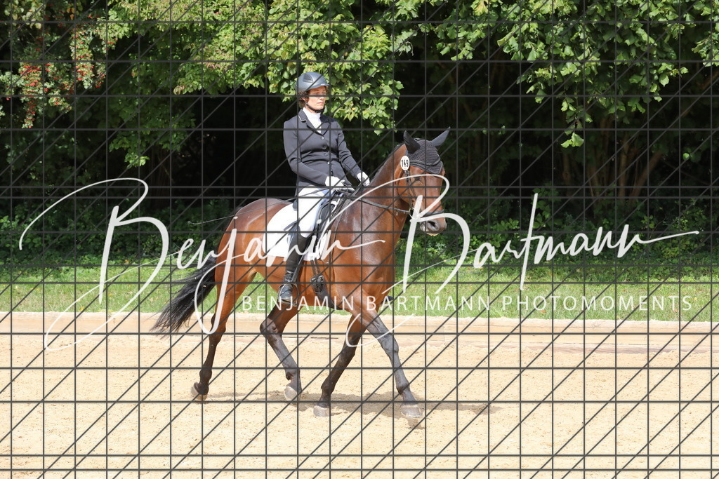 AZ2A2438 | Benjamin Bartmann Photomoments