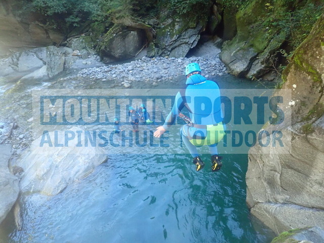 P9190055 | Bestelle die Bilder deines Berg- oder Wasser-Abenteuers mit Mountain Sports bequem von zu Hause aus direkt über unseren Online Fotoshop von pictrs.com. - Realisiert mit Pictrs.com