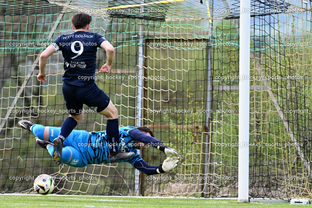 FC Faakersee vs. FC Dölsach | Flugeinlage, #9 Philipp Hochegger FC Dölsach, #38 Michael Lessiak FC Faakersee, FC Faakersee vs. FC Dölsach, FC Faakersee vs. FC Dölsach am 20.04.2025 in Finkenstein (Sportplatz Finkenstein), Austria, (Photo by Bernd Stefan)