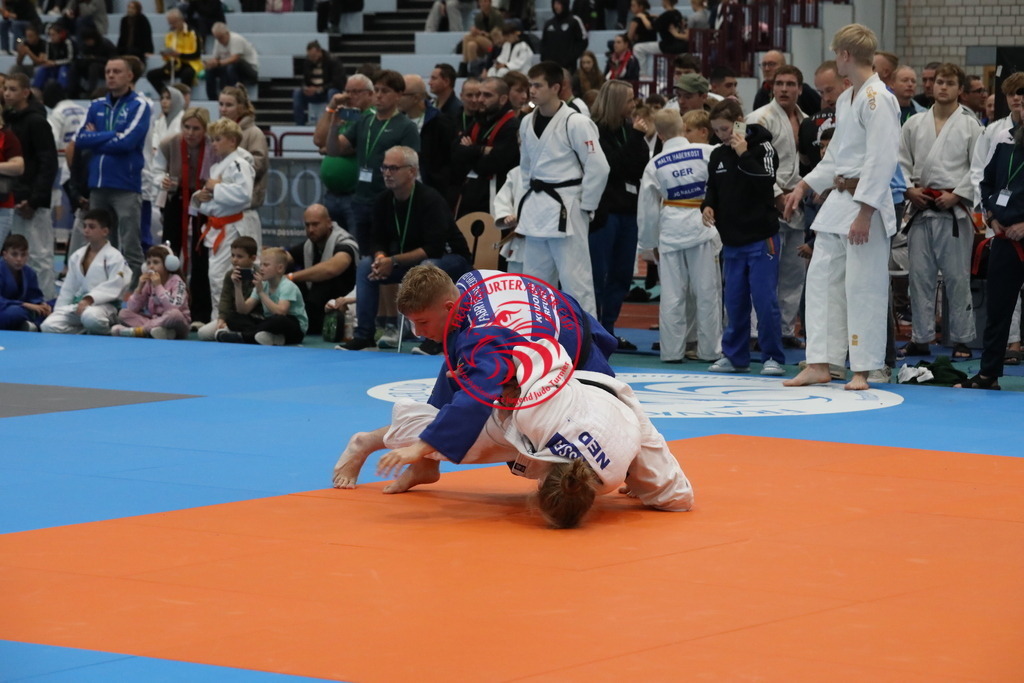 1J7A3106 | Fotos vom Adler Cup - Pictures from Adler Cup

Hier findet Ihr alle Eindrücke und großen Momente der Adler Cup Wochenenden. Here you will find all impressions and great moments of the Adler Cup weekends. - Realisiert mit Pictrs.com