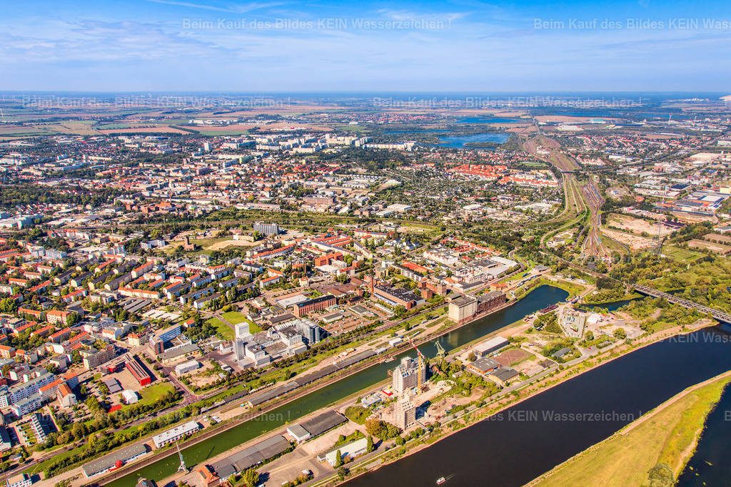 Magdeburg Luftbild Kozlowski Alte Neue Neustadt Industriehafen Saale Sieverstorstraße-6615 | Kozlowski-Straße in Alte Neustadt mit Industriehafen, entfernt Sieverstorstraße und Saalestraße - Realisiert mit Pictrs.com