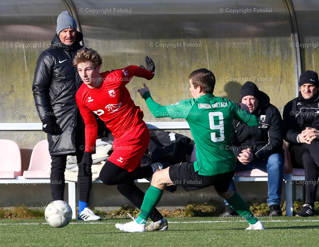 A_LUI_190125_13 | SPORT FUSSBALL TESTSPIEL ASKOE OEDT -UNION PROCORN DIETACH 18.01.2025 IM BILD : SEBASTIAN KAPSAMER  (OEDT) UND  DAVID KUEHAS (DIETACH) FOTO:FOTOLUI