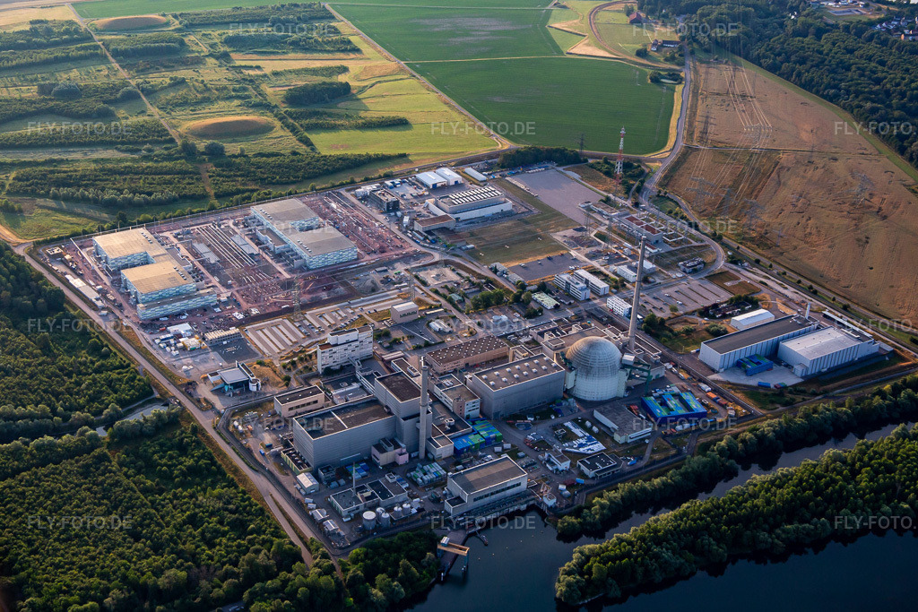 Luftbild: stillgelegtes AKW Philippsburg in Philippsburg im Bundesland Baden-Württemberg in Deutschland. Foto: IMG_136814.jpg vom 24.06.2023 durch Werner Riehm/FLY-FOTO.de