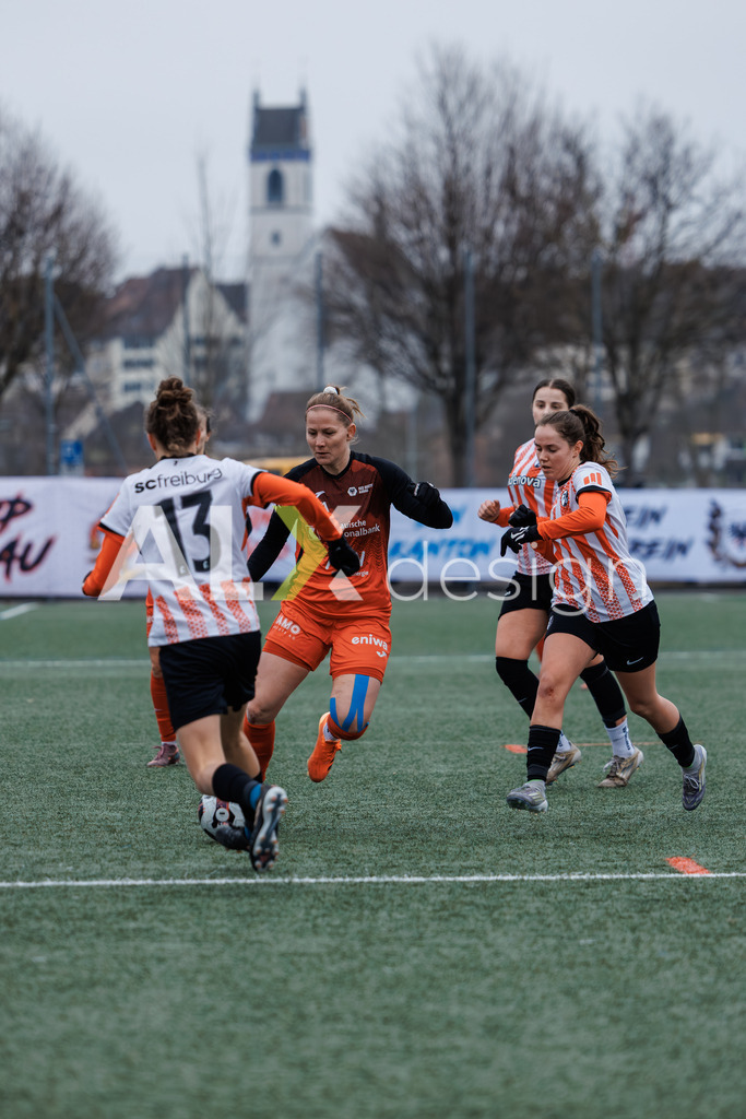 Fußball I Frauen I Saison 2025-2026 I Freundschaftsspiel I FC Aarau Frauen - SC Freiburg U20 I 24.01.2026 | 18 Julia Pfannschmidt (FC Aarau) – Mittelfeld - Realisiert mit Pictrs.com