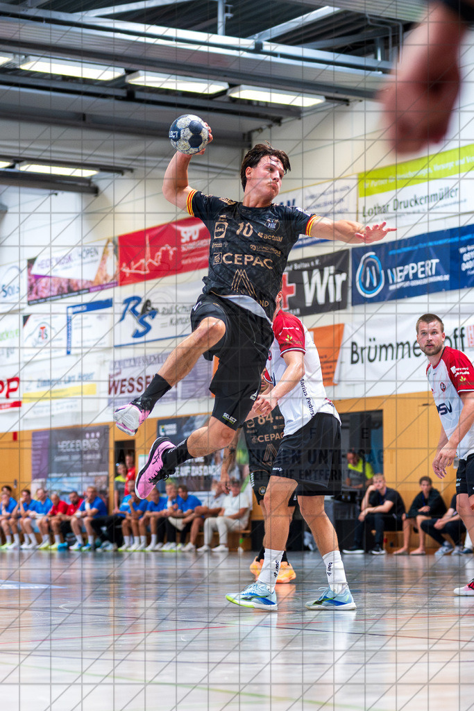 IHC 2026 - HØJ Elite vs. PAUC Handball | Eliott Desblancs (Pays d´Aix Université Club Handball #10); IHC 2026 - HØJ Elite vs. PAUC Handball am 09.08.26 in Sporthalle KGS, Schneverdingen - Realisiert mit Pictrs.com