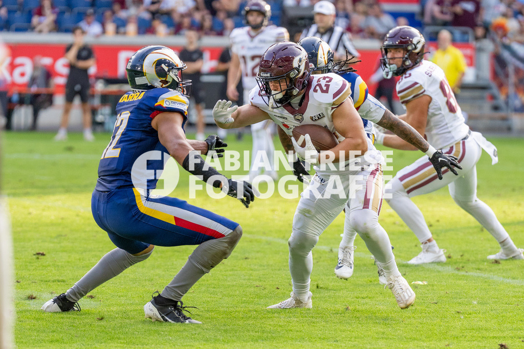 GER Rhein Fire vs. Alpine Rams, American Football, AFLE, Saison 2026, 01.08.2026 | Sergej Kendus (Rhein Fire, #23),GER Rhein Fire vs. Alpine Rams, American Football, AFLE, Saison 2026, 01.08.2026Foto: Eibner-Pressefoto/Fabian Friese - Realisiert mit Pictrs.com