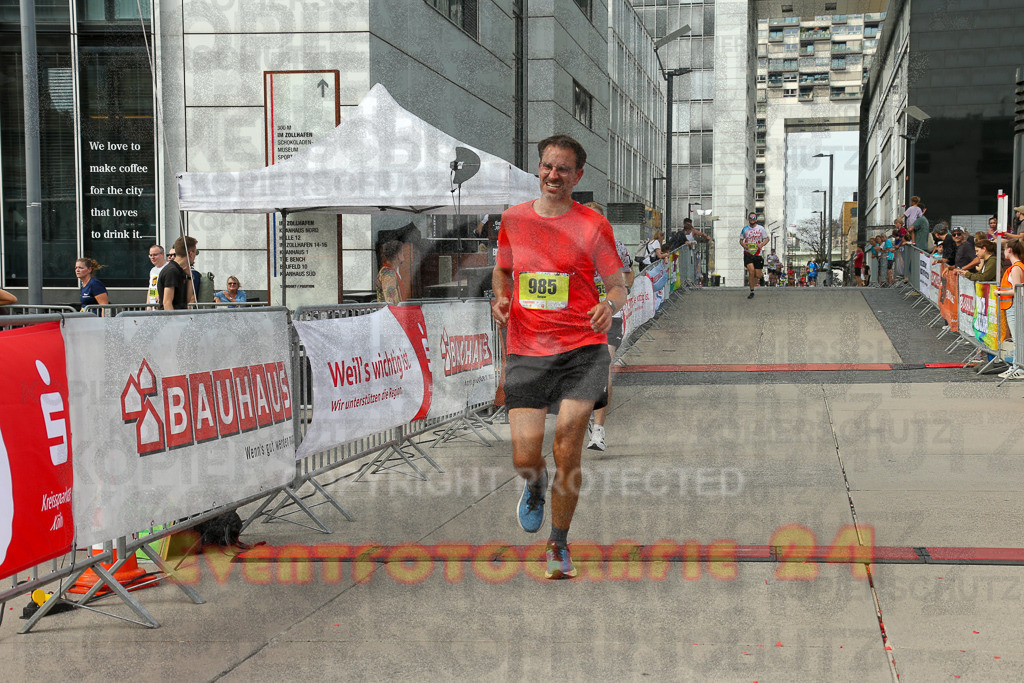 250920_1521_EX1_9072 | Sportfotografie im Rhein-Sieg Kreis, Köln, Bonn, NRW, Rheinland Pfalz, Hessen, etc. Unser Tätigkeitsfeld umfasst den Laufsport vom Volkslauf über den Marathon, Duathlon, Triathon bis zum Ultralauf wie Kölnpfad Ultra oder Schindertrail.