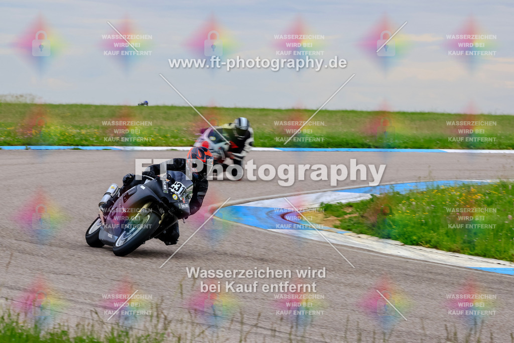 MotoTeam-1798 | Hier findet Ihr Bilder von Touristenfahrten auf der Nürburgring Nordschleife oder von anderen Veranstaltungen die ich besucht habe. Viel Spass beim Durch Schauen 