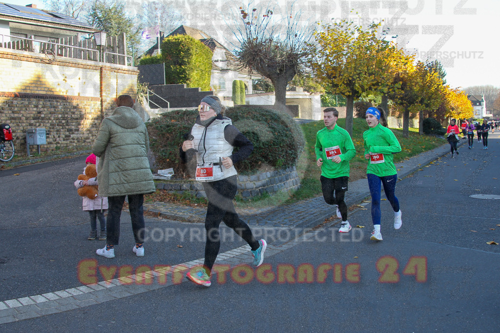 241201_1237_EV4_3101 | Sportfotografie im Rhein-Sieg Kreis, Köln, Bonn, NRW, Rheinland Pfalz, Hessen, etc. Unser Tätigkeitsfeld umfasst den Laufsport vom Volkslauf über den Marathon, Duathlon, Triathon bis zum Ultralauf wie Kölnpfad Ultra oder Schindertrail.