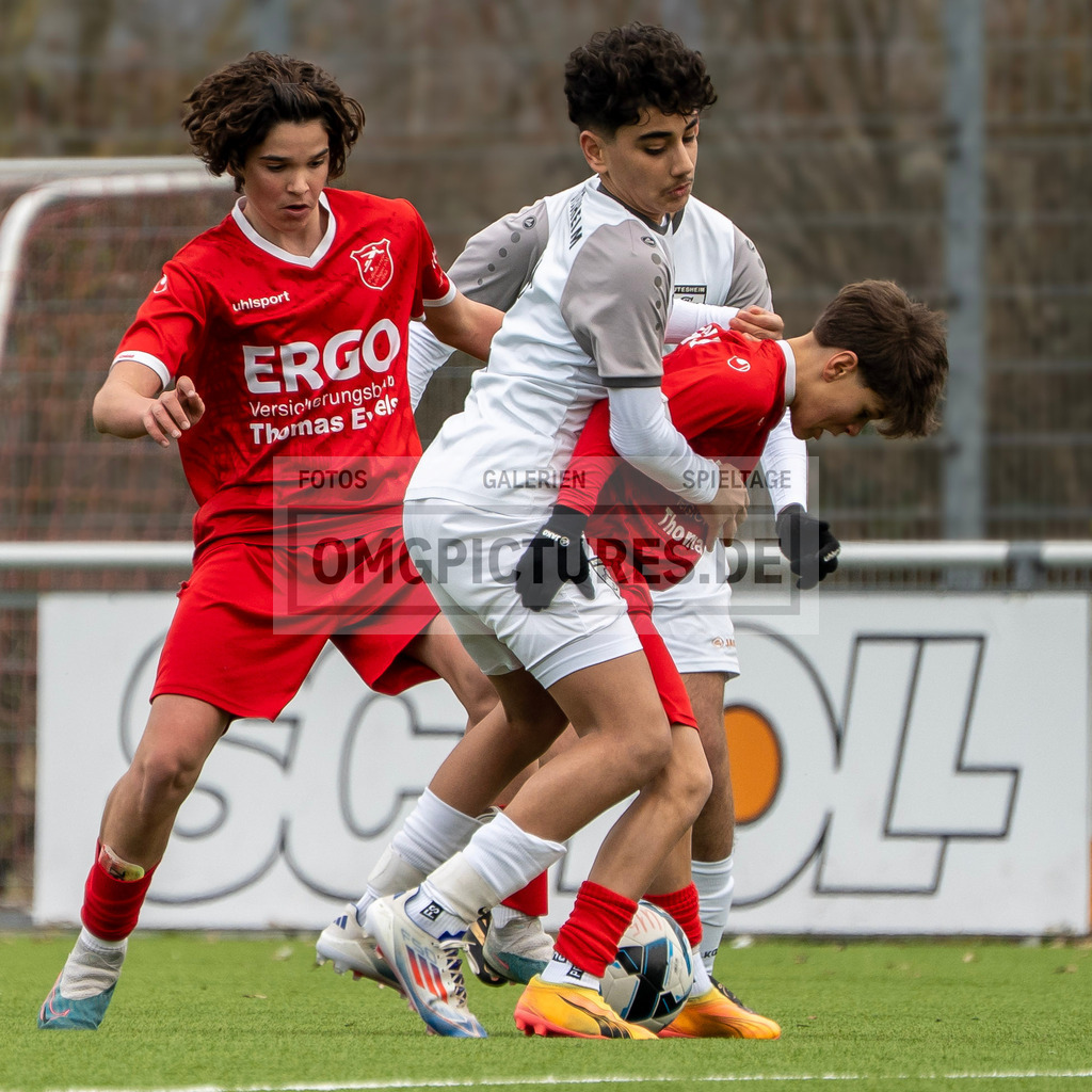 _OMG3923 | www.omgpictures.de, Sportfotograf, Verein, Fotograf, Baden Württemberg, Stuttgart, Heilbronn, omgpictures, Spieltag,  - Realisiert mit Pictrs.com