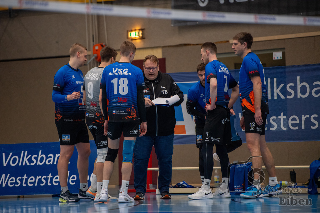 VSG Ammerland-VSG Lüneburg 2 | Volleyball Regionalliga; VSG Ammerland-VSG Lüneburg 2 am 04.02.2024; in Westerstede (Sporthalle Norderstraße), Photo: Philip Eiben 2024 - Realisiert mit Pictrs.com