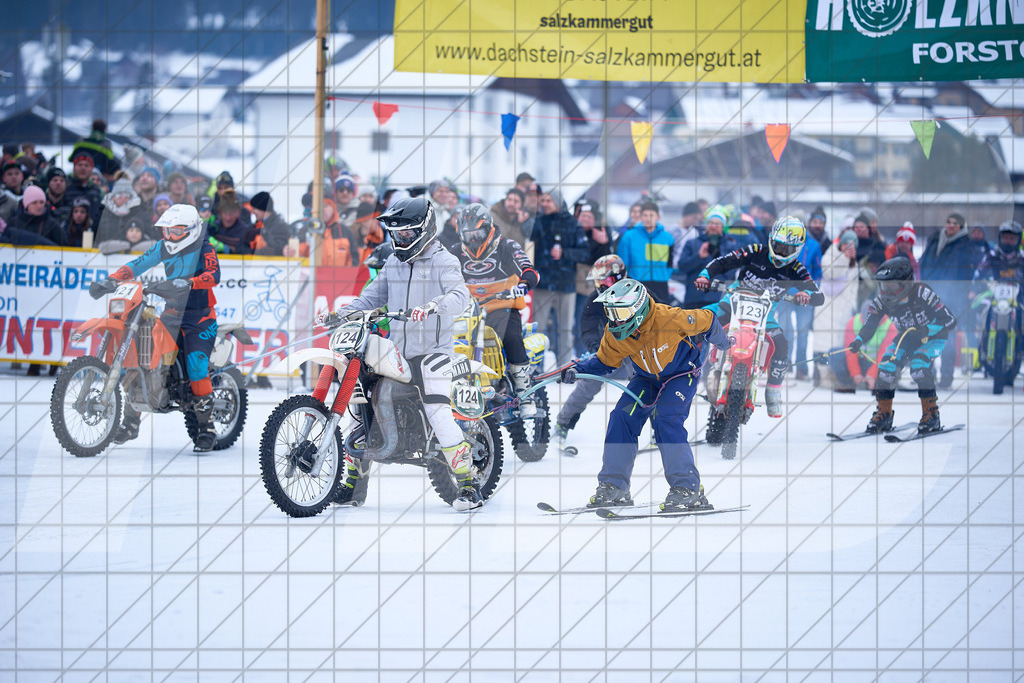 11. Holzknecht Skijöring | Skijöring am 24.01.2026: 11. Holzknecht Skijöring in Gosau am Dachstein, Oberösterreich, ÖsterreichFoto: © 2026 Martin Bihounek | mb-creative.eu