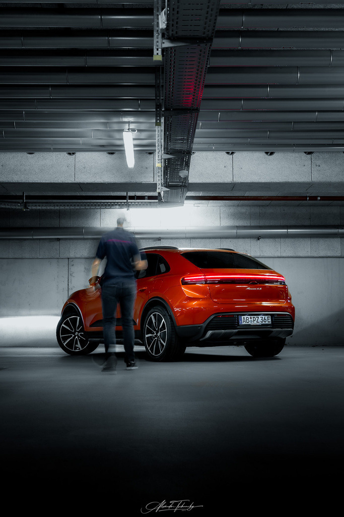 R6AT6825 _Alexander Tschuncky | Entdecken Sie die faszinierende Welt von Alexander Tschuncky Arts: Kreative Fotografie, atemberaubende Automobilkunst und hochwertiger Bilderdruck. Lassen Sie sich inspirieren! - Realisiert mit Pictrs.com