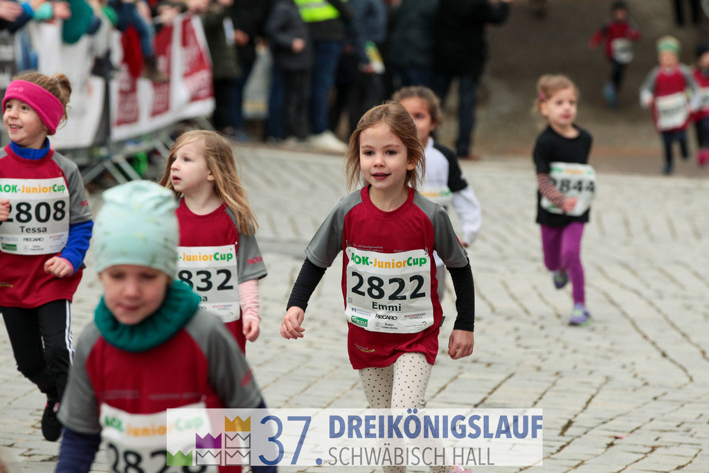 AOK JuniorCup 400m | 3Koenigslauf 2023 - Realisiert mit Pictrs.com