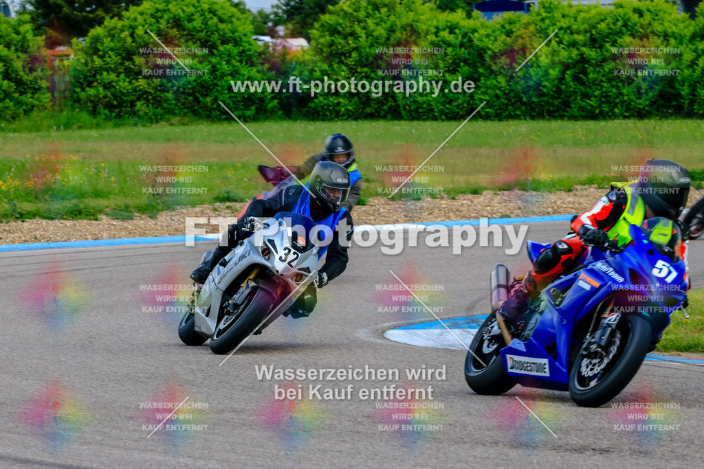 MotoTeam-9115 | Hier findet Ihr Bilder von Touristenfahrten auf der Nürburgring Nordschleife oder von anderen Veranstaltungen die ich besucht habe. Viel Spass beim Durch Schauen 