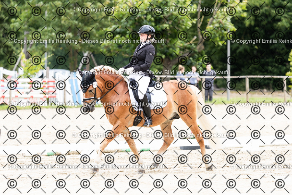 CL5A3051 | Emilia Reinking Fotografie - Realisiert mit Pictrs.com