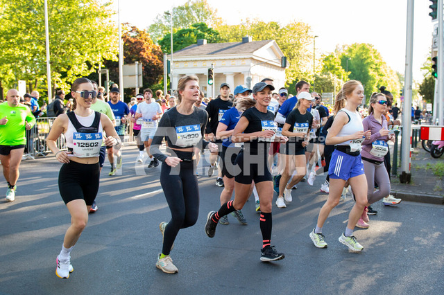 20250427-NSZ_2222 | DEU, Düsseldorf, 27.04.2025 Uniper Düsseldorf Marathon 2025 - Realisiert mit Pictrs.com