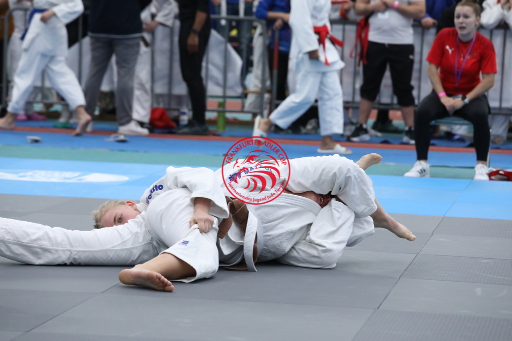 1J7A3377 | Fotos vom Adler Cup - Pictures from Adler Cup

Hier findet Ihr alle Eindrücke und großen Momente der Adler Cup Wochenenden. Here you will find all impressions and great moments of the Adler Cup weekends. - Realisiert mit Pictrs.com