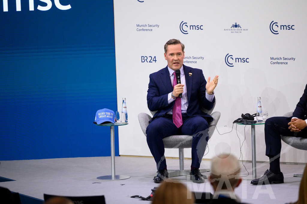 _DWI3770 | MATA IndoCon - Realisiert mit Pictrs.com