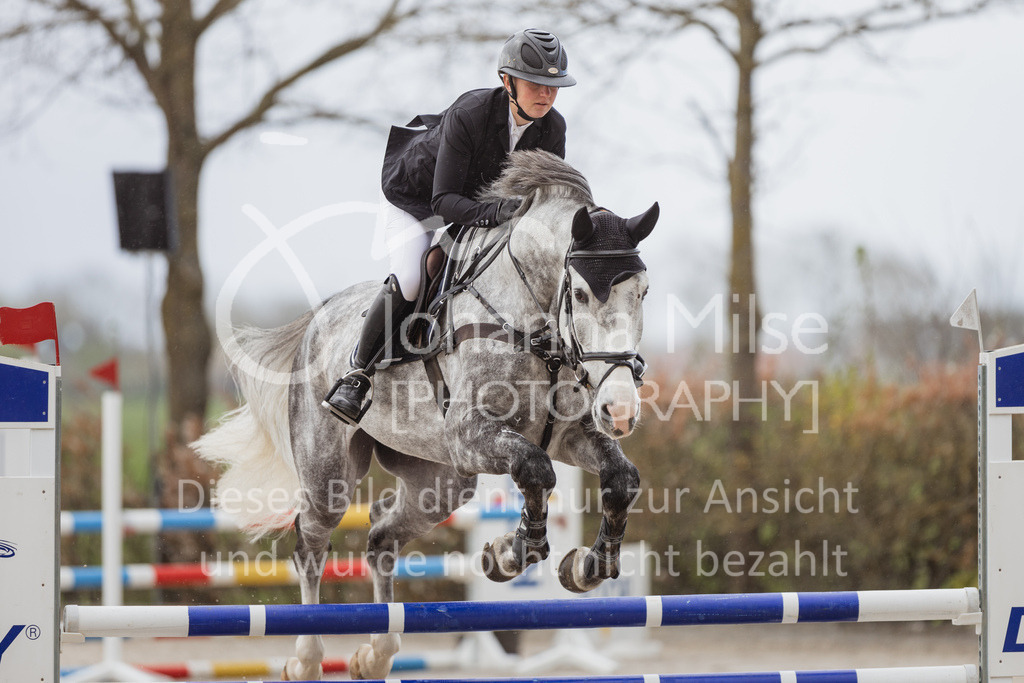 230425_Lemwerder_SprPf-A2St-220 | Deine schönsten Turniermomente als professionelle Fotos! Entdecke hochwertige Pferdesport-Fotografie im Online-Shop. Jetzt Fotos finden & bestellen!