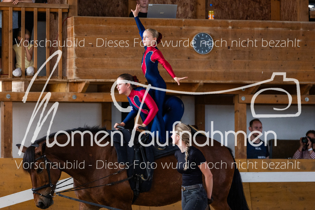 SS-Maxi-126 | MomenTaufnahmen Pferdesportfotos