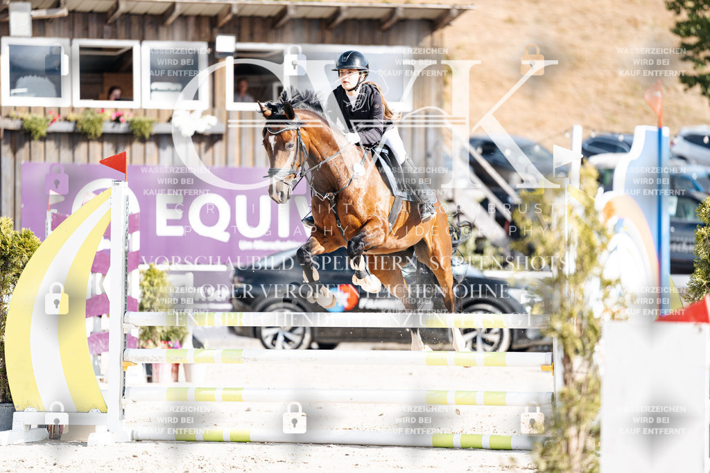 CK909221 | Turnierfotografie Pferdefotografie Trier Rheinland-Pfalz Pferdesport Reitsport Tierfotografie Sportfotografie Pferdevideo Pferdevideografie Equestrianvideography equestrianphotography  - Realisiert mit Pictrs.com