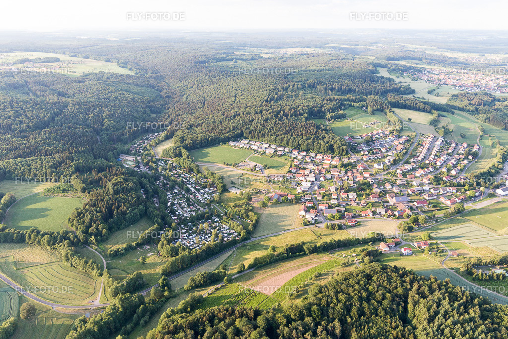 Ortsansicht von Süden | Luftbild: Ortsansicht von Süden im Ortsteil Krumbach in Limbach im Bundesland Baden-Württemberg in Deutschland. Foto: IMG_107604.jpg vom 02.06.2018 durch Werner Riehm/FLY-FOTO.de - Realisiert mit Pictrs.com