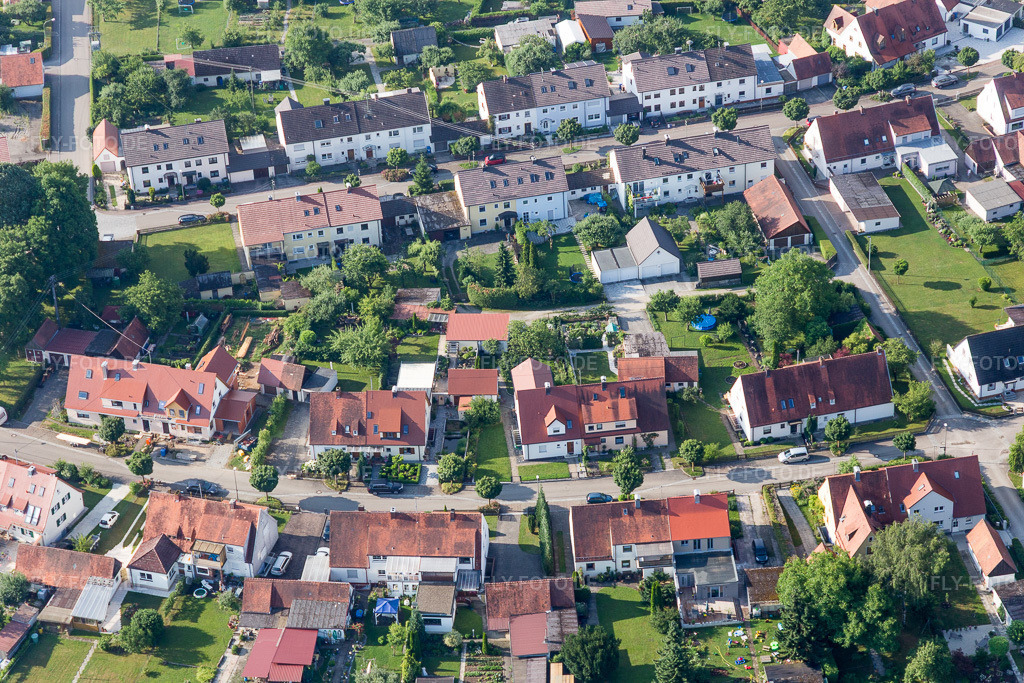 Luftbild: Riedlingen, Rambergsiedlung im Ortsteil Riedlingen in Donauwörth im Bundesland Bayern in Deutschland. Foto: IMG_101706.jpg vom 08.07.2017 durch Werner Riehm/FLY-FOTO.de