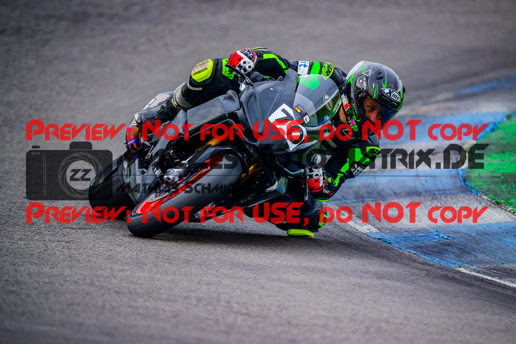 MaZZes_FotoMatrix_240614_6007705_5767 | WEISS