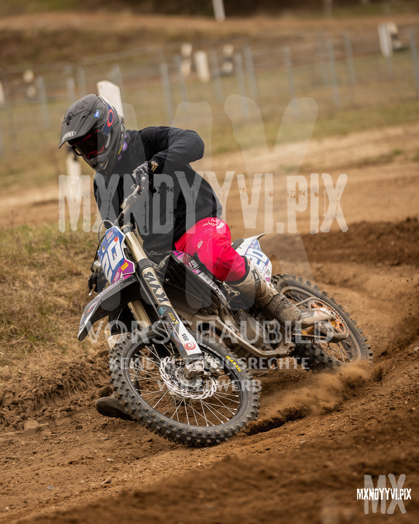 866A1556 | mxndyyvipix