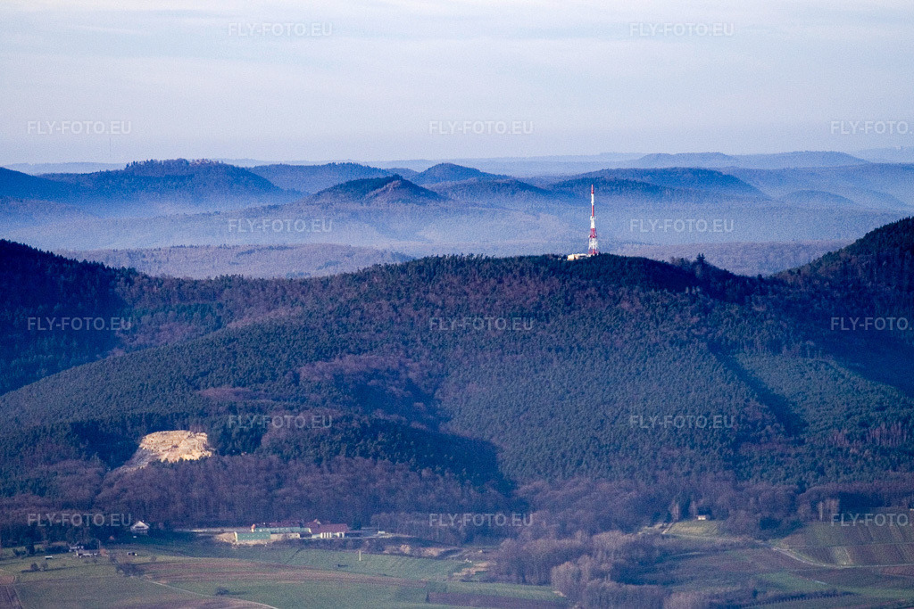 Vue aérienne: Col du Pigeonnier à Riedseltz dans le département Bas Rhin, France – .Photo: IMG_5133.jpg prise le 29/12/2006 par Werner Riehm/FLY-FOTO.eu – Résolution de l'original: 3238 x 2159 px